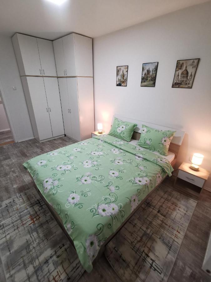 White House Ns Apartment Novi Sad Luaran gambar